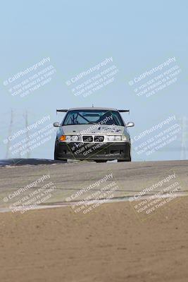 media/Oct-26-2025-CalClub SCCA (Sun) [[8ce1e69566]]/Group 2/Grapevine/